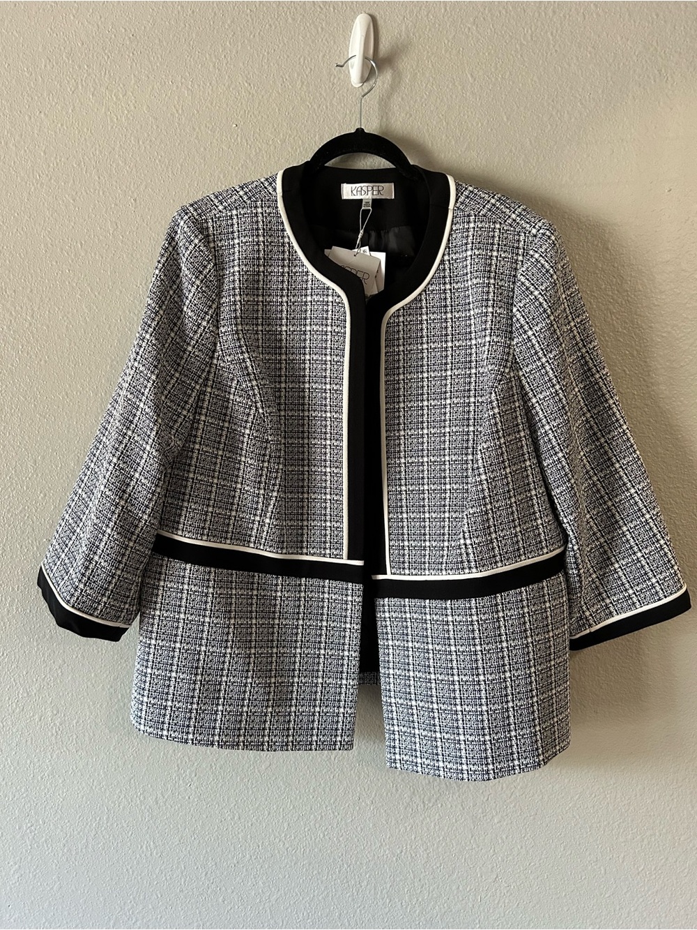 Kasper Black and White Tweed Collarless Open-Front Jacket